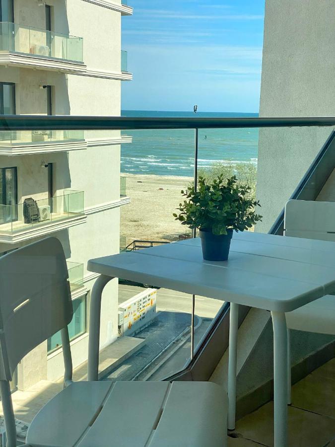 Venetis Sea View Apartment นาโวดาริ ภายนอก รูปภาพ