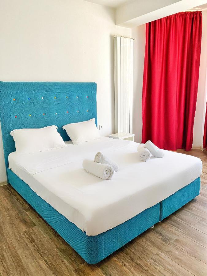 Venetis Sea View Apartment นาโวดาริ ภายนอก รูปภาพ