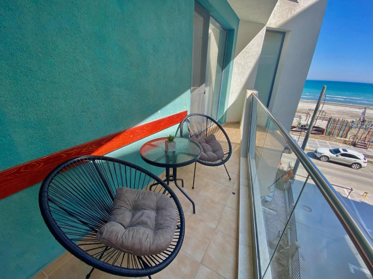 Venetis Sea View Apartment นาโวดาริ ภายนอก รูปภาพ